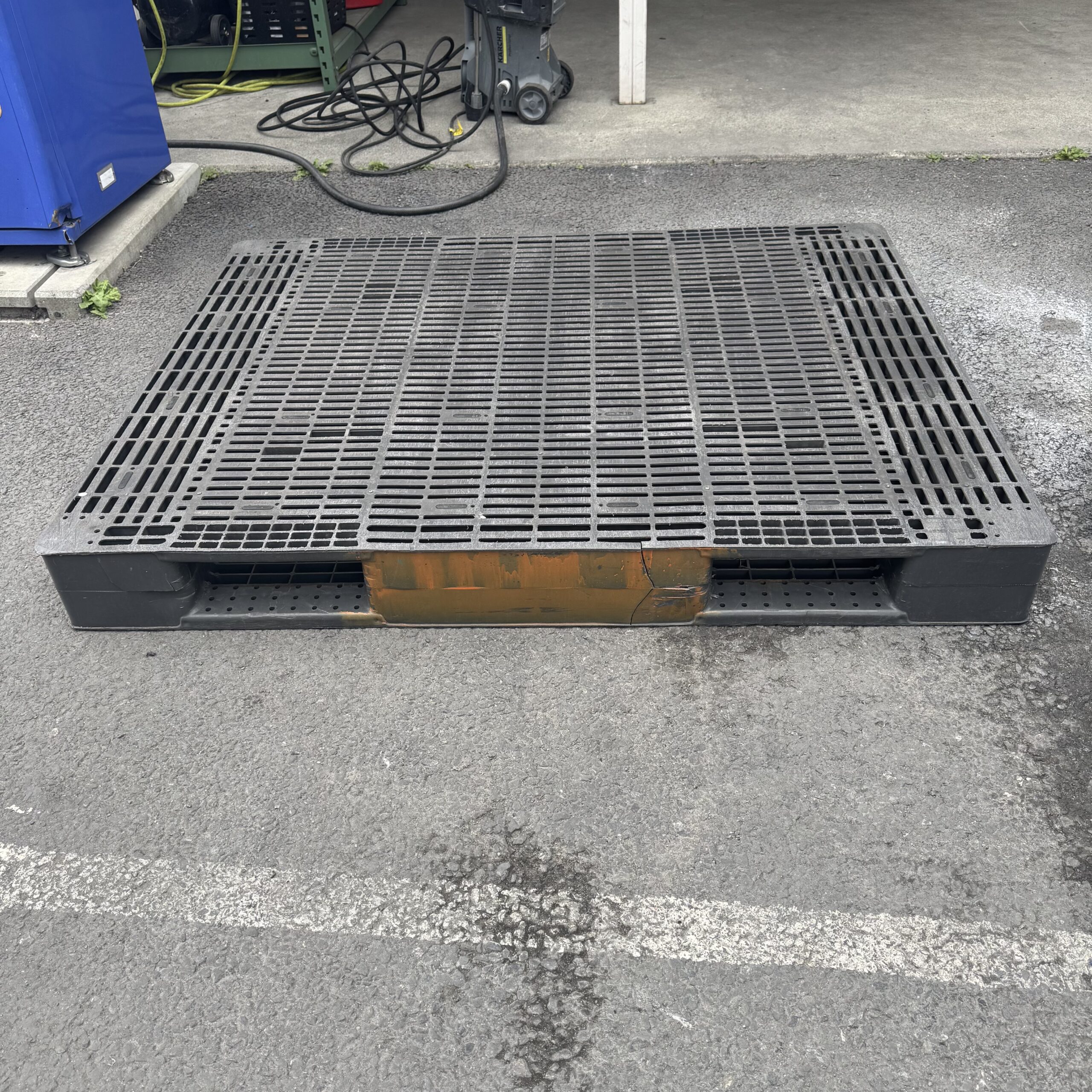 プラスチックパレット（P065）