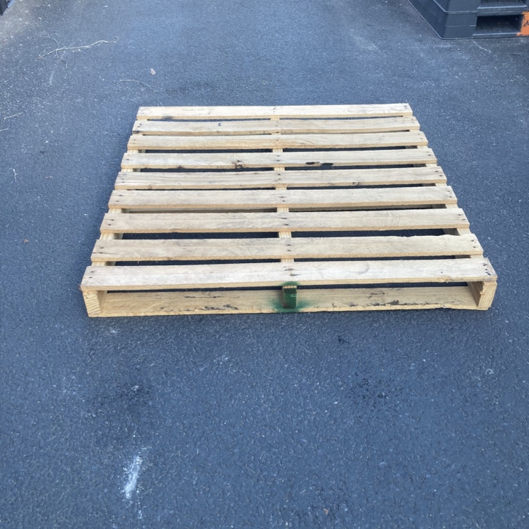木製パレット（K002）