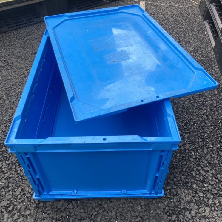 蓋付折りたたみコンテナ（C003）