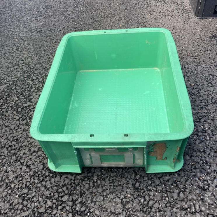 浅コンテナ（C008）